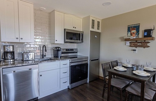 Snowshoe Condo | ML 230: Wonderful lift views await you in this renovated summer oasis!