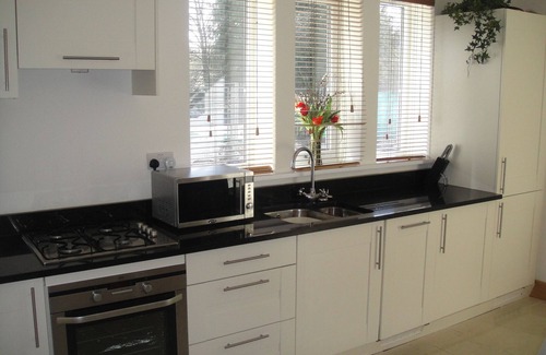 Fort Augustus Apartment | Moathouse No.9, The Highland Club, Loch Ness, Swimming Pool, Sauna. SPECTATULAR!