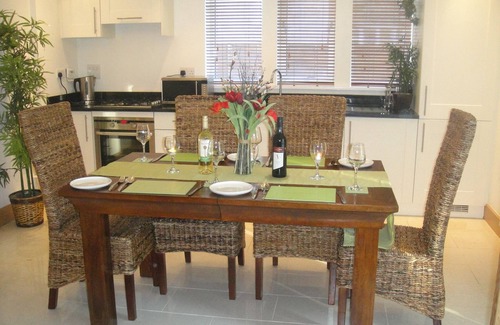 Fort Augustus Apartment | Moathouse No.9, The Highland Club, Loch Ness, Swimming Pool, Sauna. SPECTATULAR!