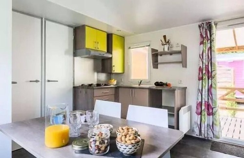 Combrit House | Mobil-home | Comfort | 2 Bedrooms | 4/6 pers. | Raised uncovered terrace