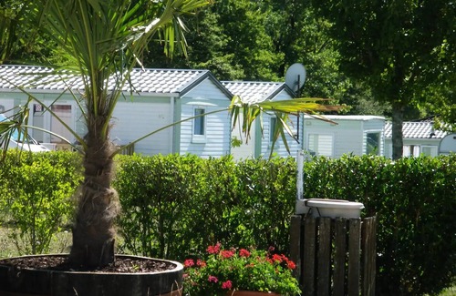 Verteillac House | Mobile home 2 bedrooms 6 persons with air conditioning 6 persons