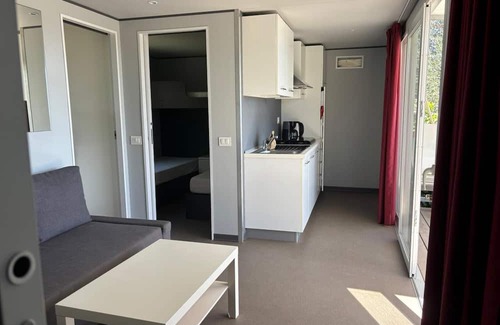Margine Coperta-Traversagna House | Mobile Home 'Camping Belsito Venere 508' with Shared Pool, Wi-Fi and Air Conditioning