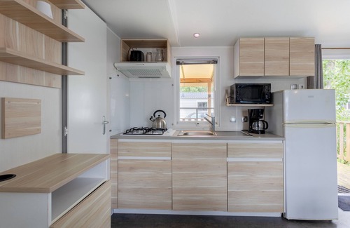 Angles RV Rental | Mobile Home 'Mobil-home' with Shared Pool and Private Terrace