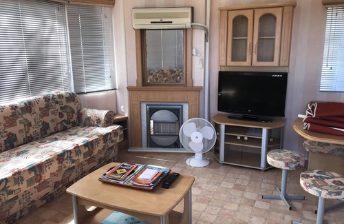 Beziers House | Mobile home quiet.
