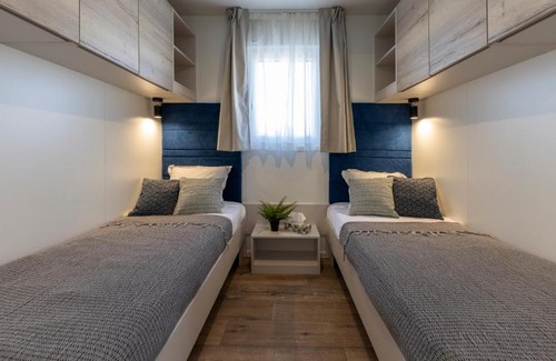 Nerezine Resort | Mobile Homes Lopari