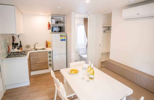 Torre Rinalda House | Mobilehome with air conditioning, terrace and pool