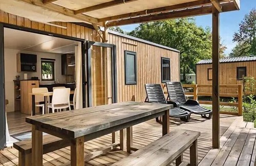 Vitrac House | Mobilheim A/C