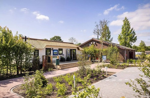 Kaatsheuvel House | Mobilheim - Raised Terrace