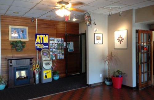 Prince Rupert Hotel | Moby Dick Inn