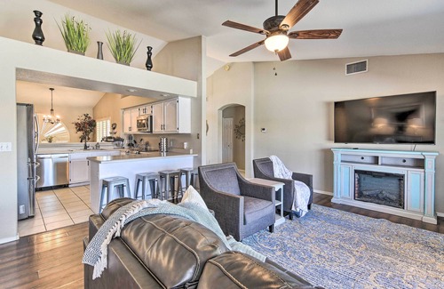 Casa Grande House | Mod Casa Grande Home w/Patio on the Water!
