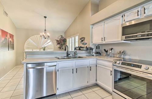 Casa Grande House | Mod Casa Grande Home w/Patio on the Water!