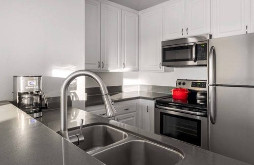 Rampart Village Apartment | Mod Koreatown 1BR w/ Pool, Gym, nr. Wiltern Theatre by Blueground