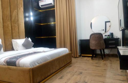 Port Harcourt Hotel | Modelo Hotel And Suites