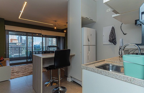 Brooklin Novo Apartment | Modern Olive Studio in Brooklin – Habitarte