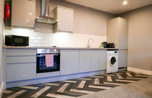 Chapeltown Apartment | Modern 1 bed apartment on edge of city centre (1)