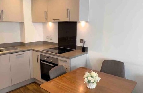 The Westside Apartment | Modern 1-bed Apartment in Birmingham