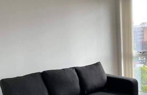 The Westside Apartment | Modern 1-bed Apartment in Birmingham
