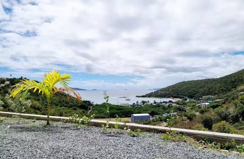 East End Apartment | Modern 1-Bedroom Hideaway in Tortola near Beach