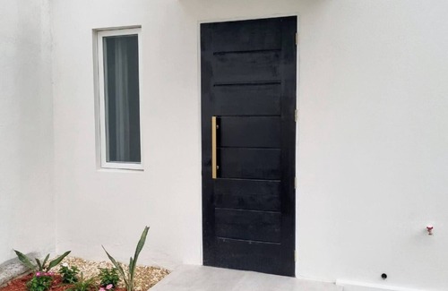 East End Apartment | Modern 1-Bedroom Hideaway in Tortola near Beach
