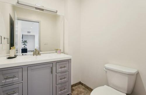 East Hollywood Apartment | Modern 1BR Apt in Hollywood