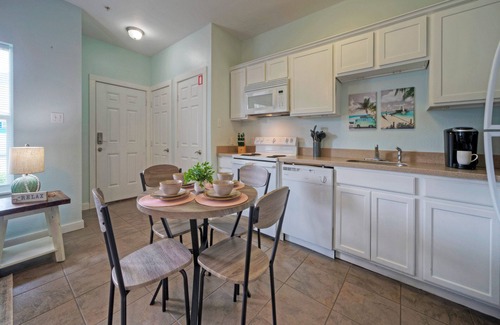 Port Aransas Condo | Modern 1BR Escape | Pet & Boat Welcome, Walk to Shore | Costa Bahia 106