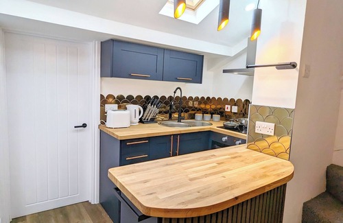 Halstead House | Modern 2 bed 1 bath terraced house in Halstead