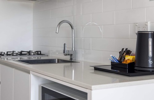 Callala Beach Apartment | Modern 2 Bed Apartment - 6 Min walk to beach