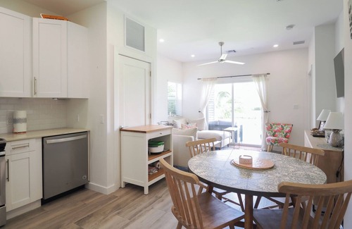 West Bay Condo | Modern 2 bed in West Bay with pool and gym