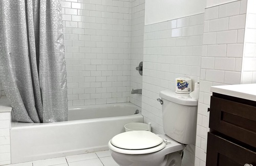 Manhattan Beach Apartment | Modern 2 bedroom apartment, 5 minute walking to ocean