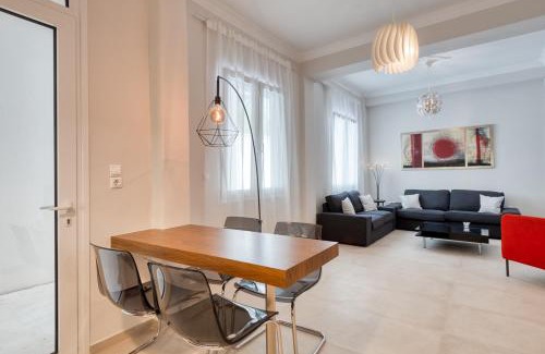Anafiotika Apartment | Modern 2-bedroom apt, 200m from the Acropolis