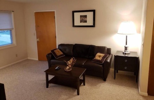 Stockton Apartment | Modern 2 Bedroom Condo With Park Views