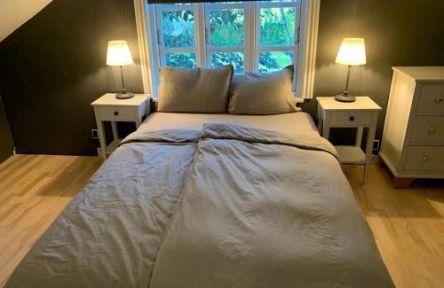Taarnby Municipality House | Modern 2 bedroom cottage close to airport and town - sleeps 8