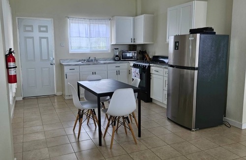 The Lime House | Modern 2 bedroom grandanse beach view