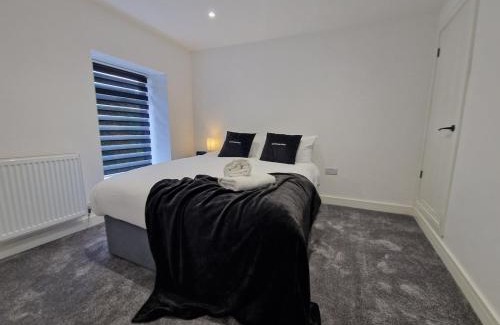 Merthyr Tydfil House | Modern 2 bedroom house near national park