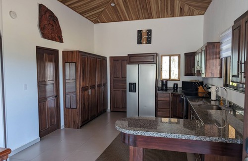 Escobal House | Modern 2-Bedroom Mountain Retreat, Stunning Views, Saltwater Pool