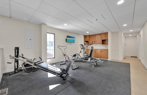 Elizabethtown Apartment | Modern 2-Bedroom Furnished Apartment Near Etown College