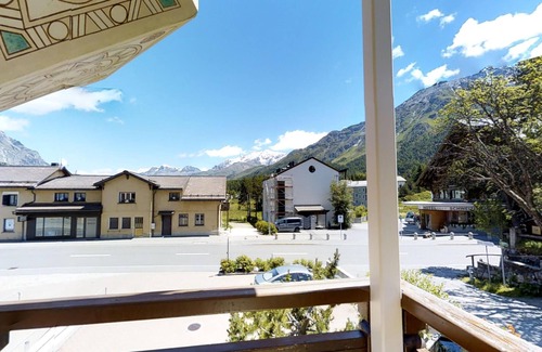Maloja Apartment | Modern 2½-room apartment in the first floor, about 60m2.