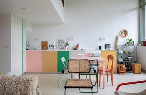 Combat Apartment | Modern 2BD Apartment with Balcony, Buttes Chaumont