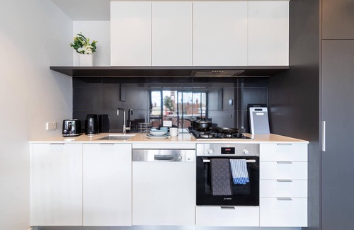 Hawthorn East Apartment | Modern 2BR Apartment with Smart TV and Views