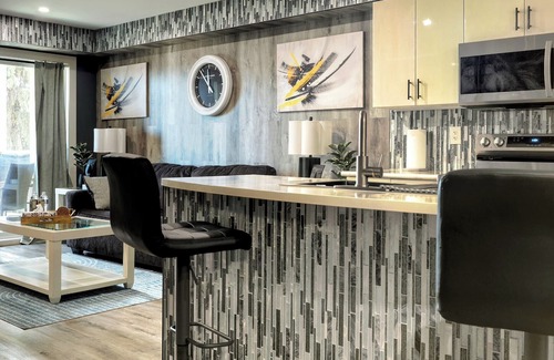 Downtown Edmonton Apartment | Modern 2BR Condo with secure parking and walking distance to Rogers Place