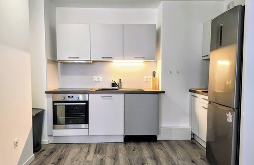 Saint-Ouen Apartment | Modern 2BR | balcony | secured parking | metro 14