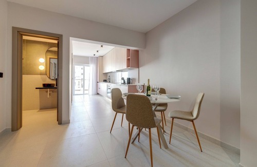 Gzira Apartment | Modern 2BR Oasis Steps from the Promenade
