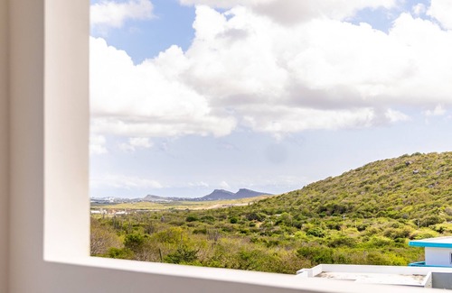 Grote Berg Apartment | Modern 3-bed Apartment in Papaya Resort Curacao