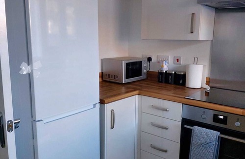 Rugby House | Modern 3 Bed House with Free Private Parking Rugby