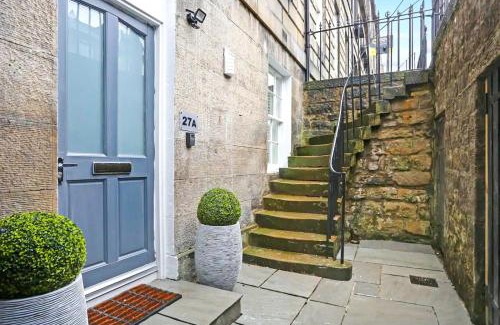 West End Apartment | Modern 3 Bedroom Apartment, West End