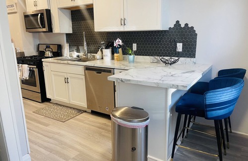 North End House | Modern 3 Bedroom Farmhouse