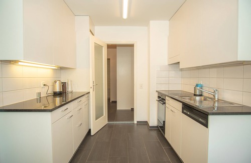 Basel Apartment | Modern 3-room apartment in the centre of Basel with balcony.