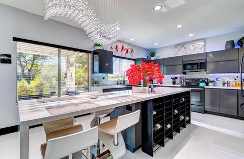 Ocotillo House | Modern 3bd3bth w/misters, pool/spa, pool table, kayaks/pedal boat/bikes/fishing