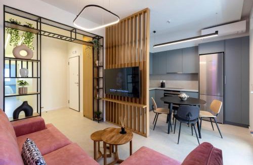 Piraeus Apartment | Modern 4BD APT Near Piraeus Port-ATH-15 min walk-Pirasmus Residencies