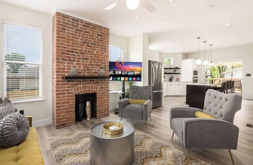Livingston Park House | Modern 4Bd Home | Outdoor Living, Near Downtown and Children's Hospital